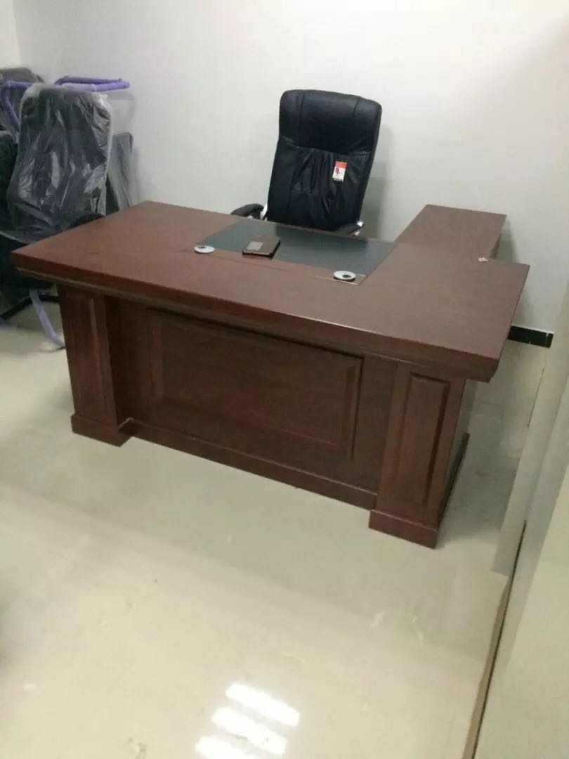 合肥辦公家具廠家直銷，一站式采購老板桌、員工桌、會(huì)議前臺(tái)桌